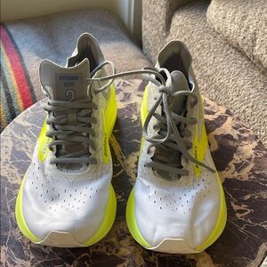 Brooks Hyperion Elite Shoes in White and Neon Yellow